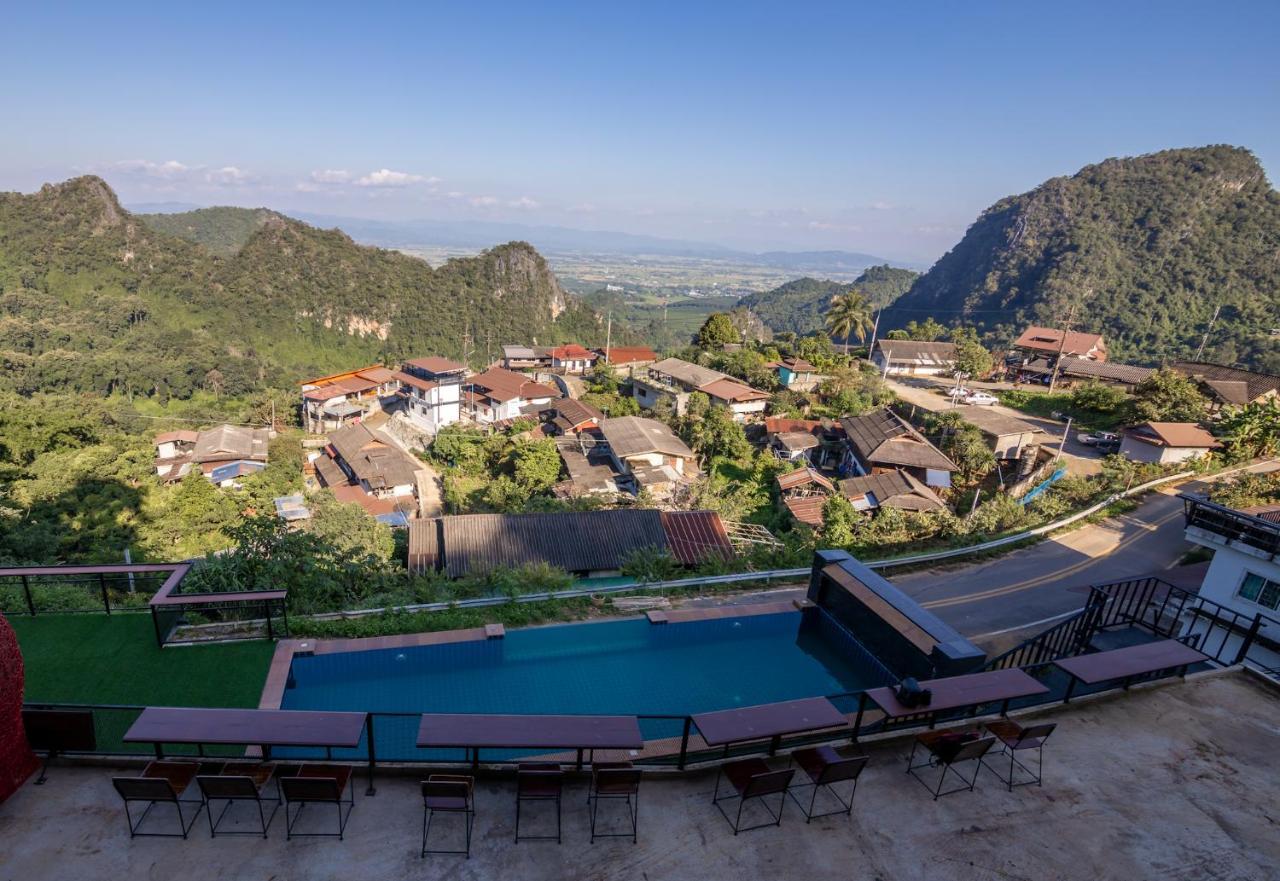 Bed and Breakfast Oasis Phamee Ban Pha Mi Exterior foto